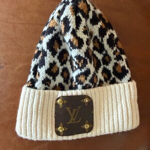 Louis Vuitton Cream Ribbed Cuff Beanie with Leopard Knit